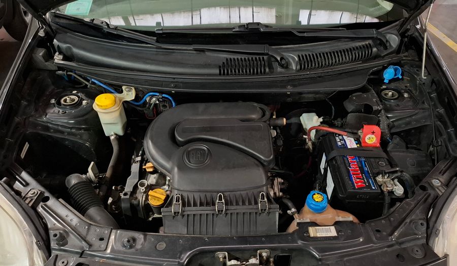 Fiat Palio 1.4 ATTRACTIVE Hatchback 2013