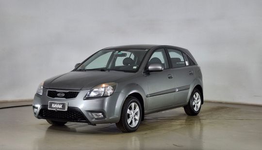 Kia • RIO 5