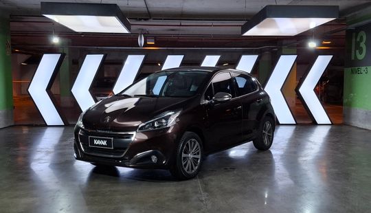 Peugeot • 208