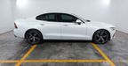 Volvo S60 2.0 B4 MHEV MOMENTUM AUTO Sedan 2022