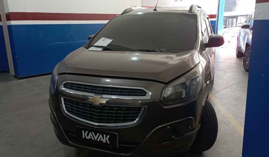 Chevrolet Spin LT Minivan 2016