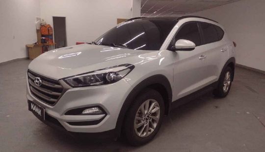 Hyundai • Tucson