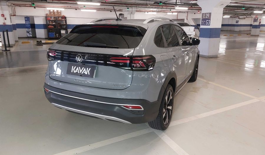 Volkswagen Nivus HIGHLINE TSI Suv 2021