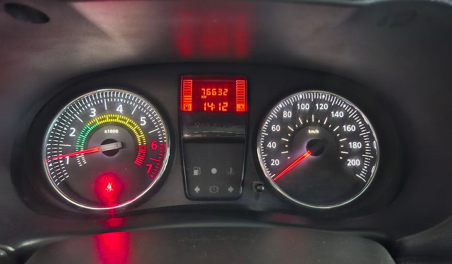 Renault Clio 1.1 DYNAMIQUE Hatchback 2015