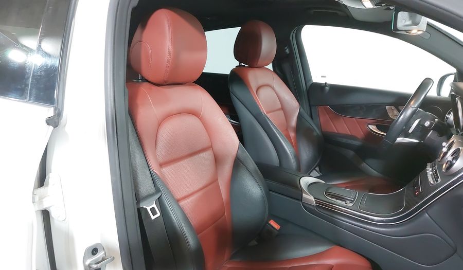 Mercedes Benz Clase Glc 2.0 GLC 300 COUPE 4MATIC AUTO 4WD Suv 2021
