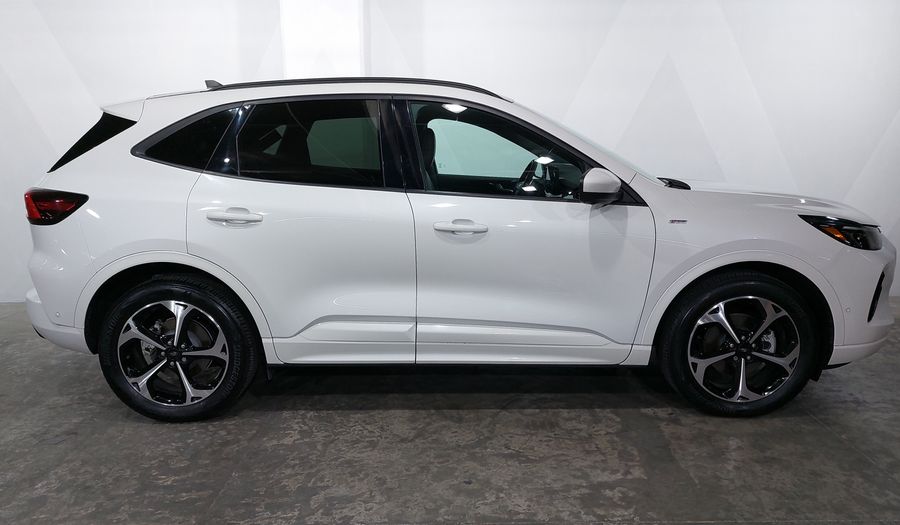 Ford Escape 2.5 HEV ST-LINE ELITE CVT AWD Suv 2023