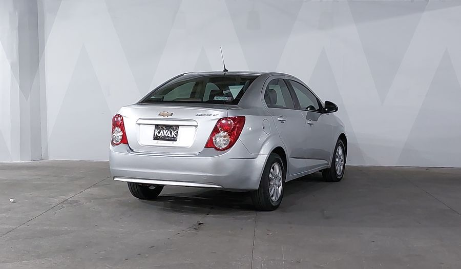 Chevrolet Sonic 1.6 MT D LT Sedan 2016