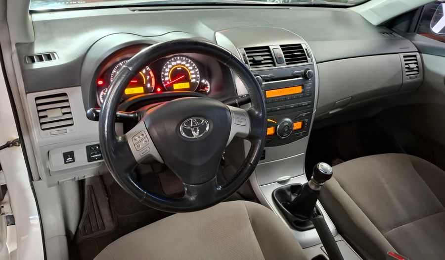 Toyota Corolla 1.8 XEI Sedan 2013