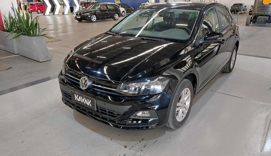 Volkswagen • Polo