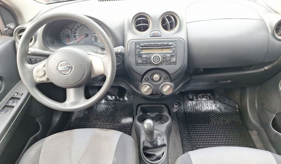 Nissan March 1.6 SENCE AC Hatchback 2013
