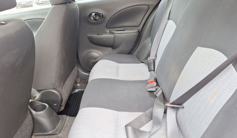 Nissan March 1.6 SENCE AC Hatchback 2013