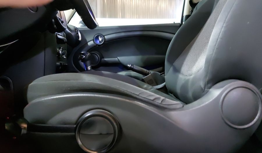 Mini Cooper 1.6 COOPER CLASSIC Hatchback 2013