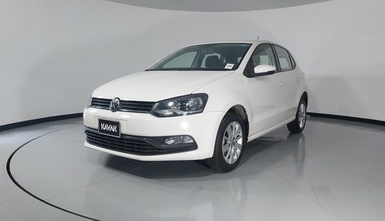 Volkswagen • Polo