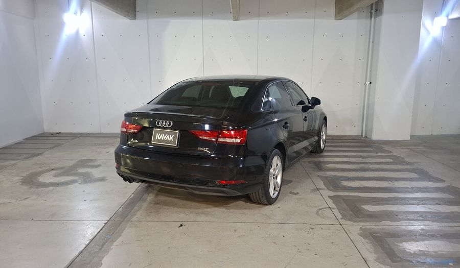 Audi A3 2.0 DYNAMIC DCT Sedan 2018