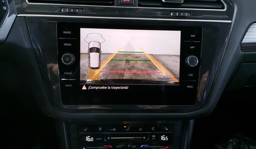 Volkswagen Tiguan 2.0 R-LINE DCT 4WD Suv 2022