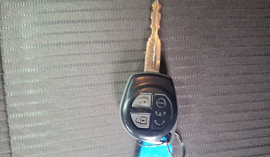 Suzuki Swift 1.2 GL Hatchback 2016