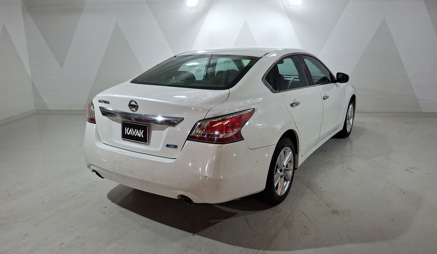 Nissan Altima 2.5 ADVANCE NAVI CVT Sedan 2014