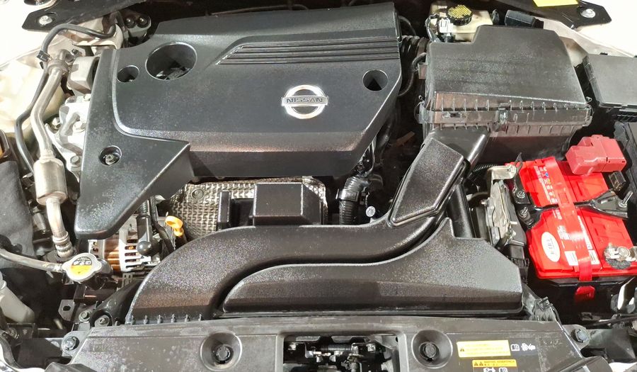 Nissan Altima 2.5 ADVANCE NAVI CVT Sedan 2014