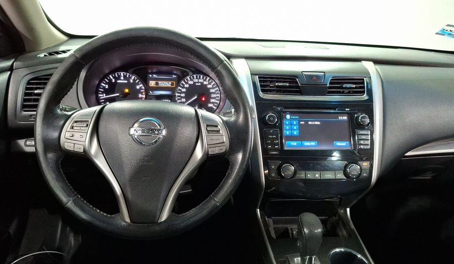 Nissan Altima 2.5 ADVANCE NAVI CVT Sedan 2014