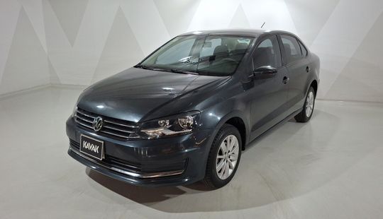 Volkswagen • Vento