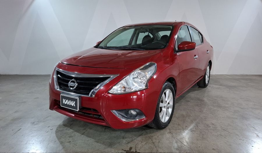 Nissan Versa 1.6 ADVANCE TA AC Sedan 2015