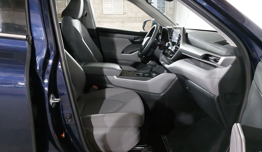 Toyota Highlander 3.5 LE AUTO Suv 2021