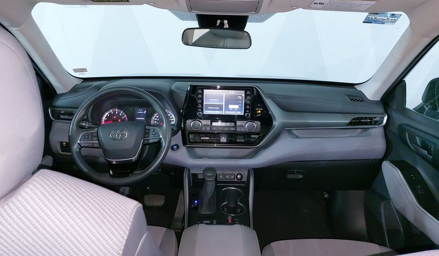 Toyota Highlander 3.5 LE AUTO Suv 2021