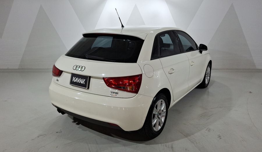 Audi A1 1.4 TFSI COOL S TRONIC Hatchback 2015