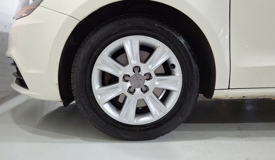 Audi A1 1.4 TFSI COOL S TRONIC Hatchback 2015