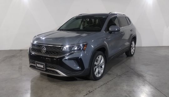 Volkswagen • Taos