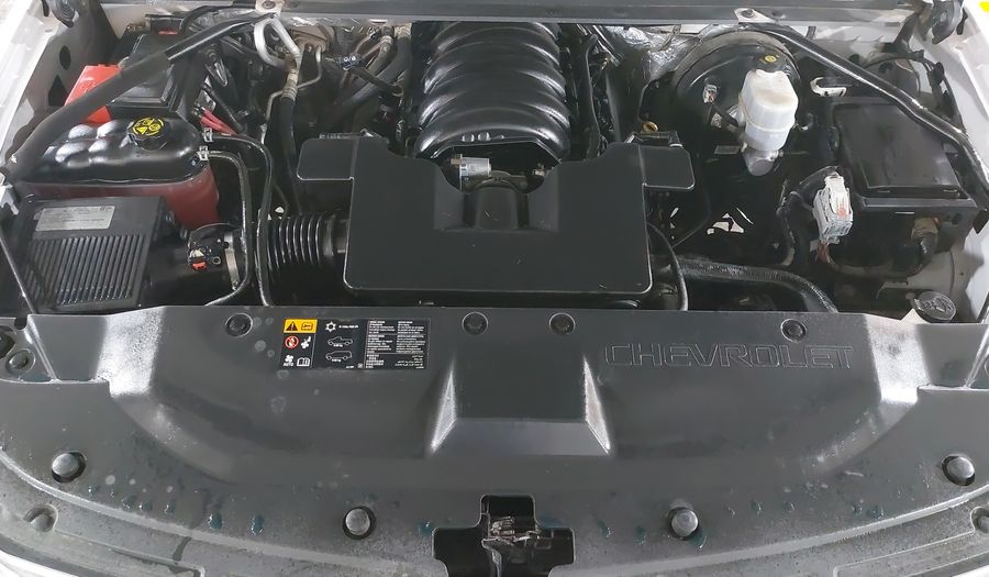 Chevrolet Suburban 5.3 D LTZ AT 4WD Suv 2016