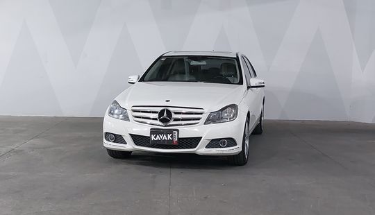 Mercedes Benz • Clase C