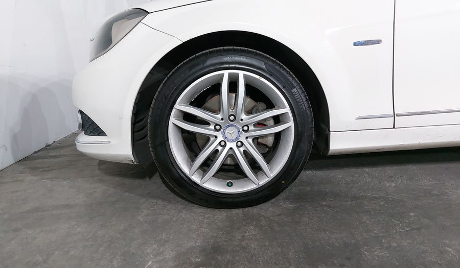 Mercedes Benz Clase C 1.8 200 CGI SPORT AT Sedan 2012