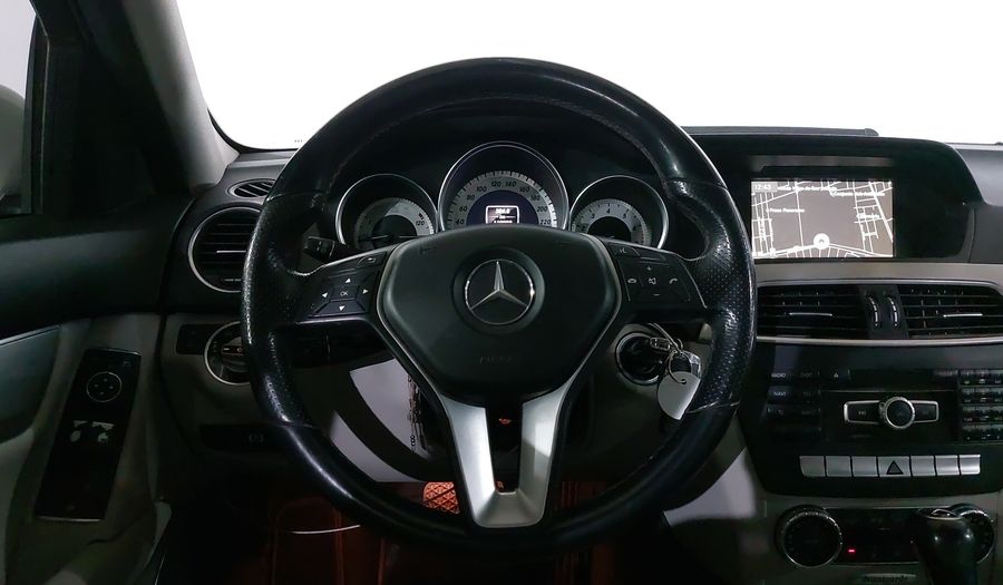 Mercedes Benz Clase C 1.8 200 CGI SPORT AT Sedan 2012