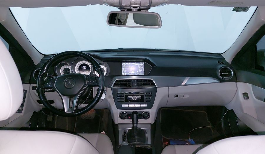 Mercedes Benz Clase C 1.8 200 CGI SPORT AT Sedan 2012