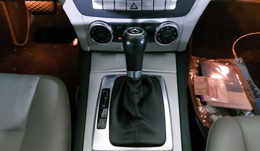 Mercedes Benz Clase C 1.8 200 CGI SPORT AT Sedan 2012