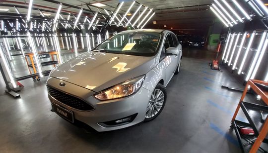 Ford • Focus III