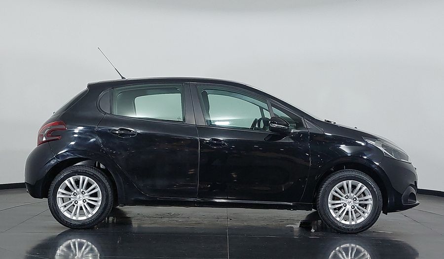 Peugeot 208 ALLURE Hatchback 2017