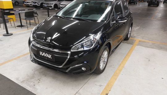 Peugeot • 208