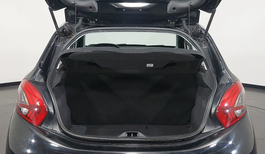Peugeot 208 ALLURE Hatchback 2017