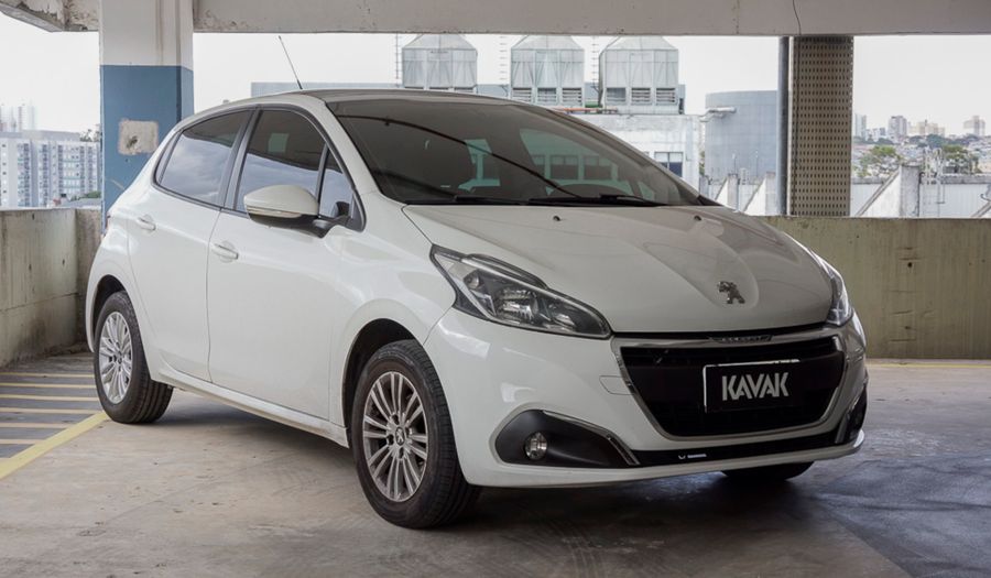 Peugeot 208 ALLURE Hatchback 2018