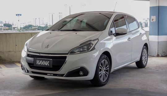 Peugeot • 208