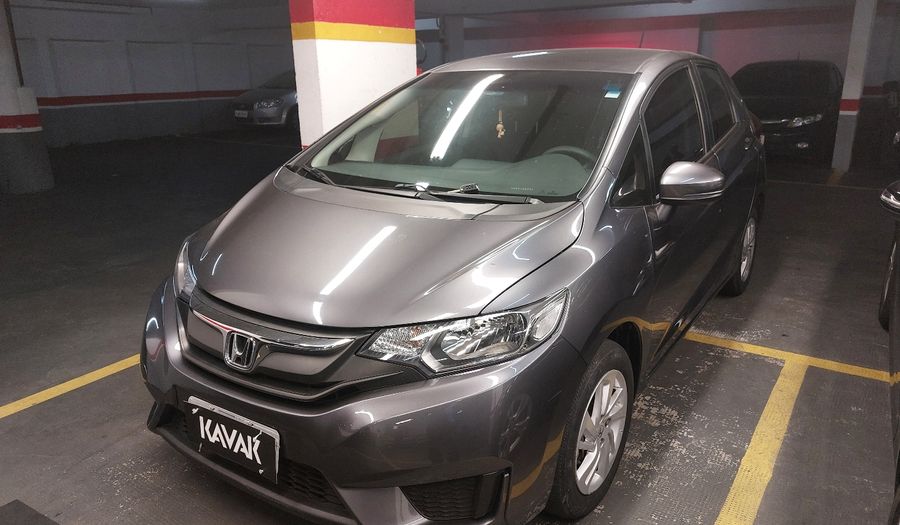 Honda Fit DX Hatchback 2017