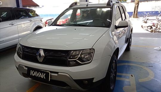 Renault • Duster