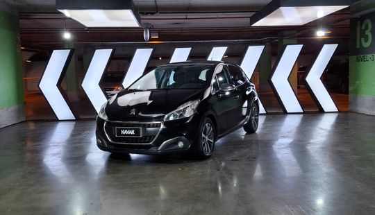 Peugeot • 208