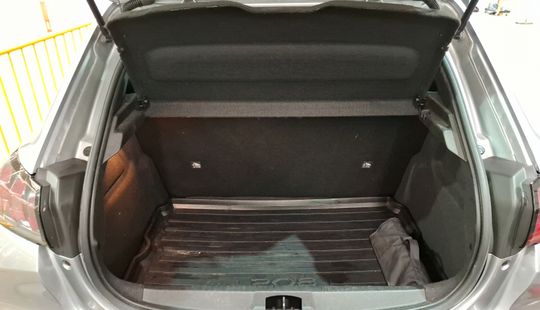 Peugeot • 208