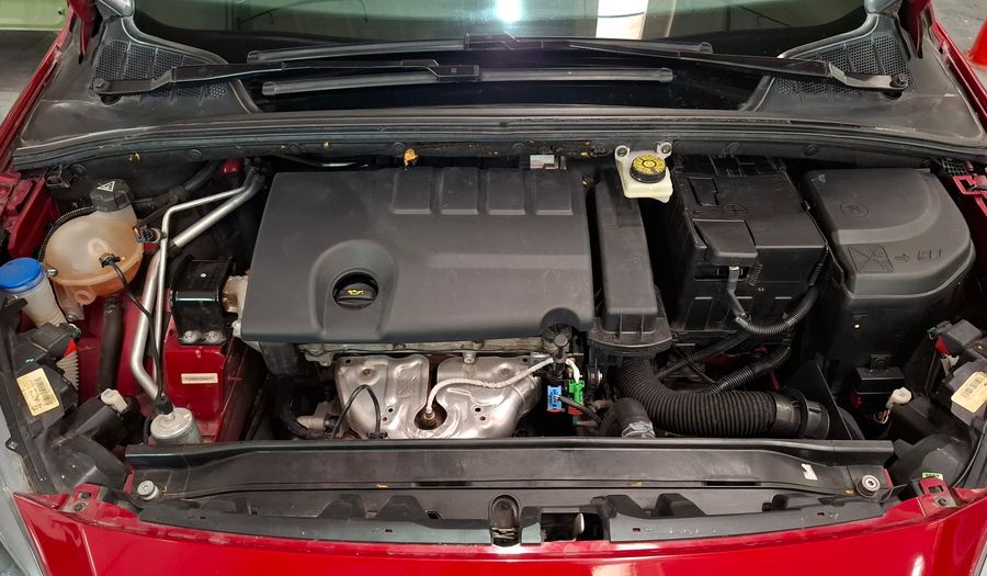 Peugeot 308 1.6 ALLURE Hatchback 2016
