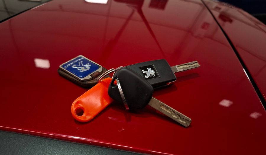 Peugeot 308 1.6 ALLURE Hatchback 2016