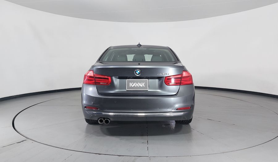 Bmw Serie 3 2.0 330IA LUXURY LINE Sedan 2016