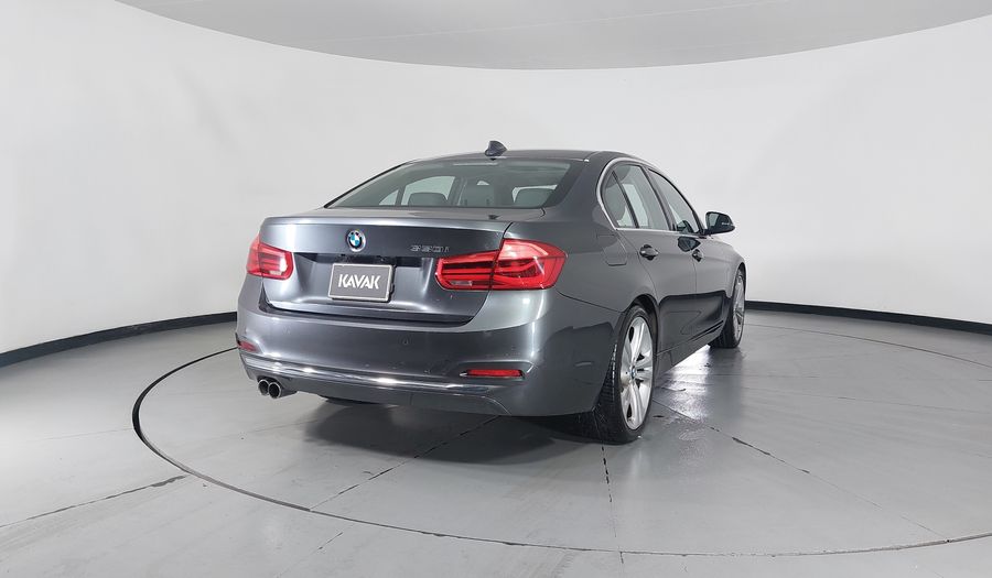 Bmw Serie 3 2.0 330IA LUXURY LINE Sedan 2016